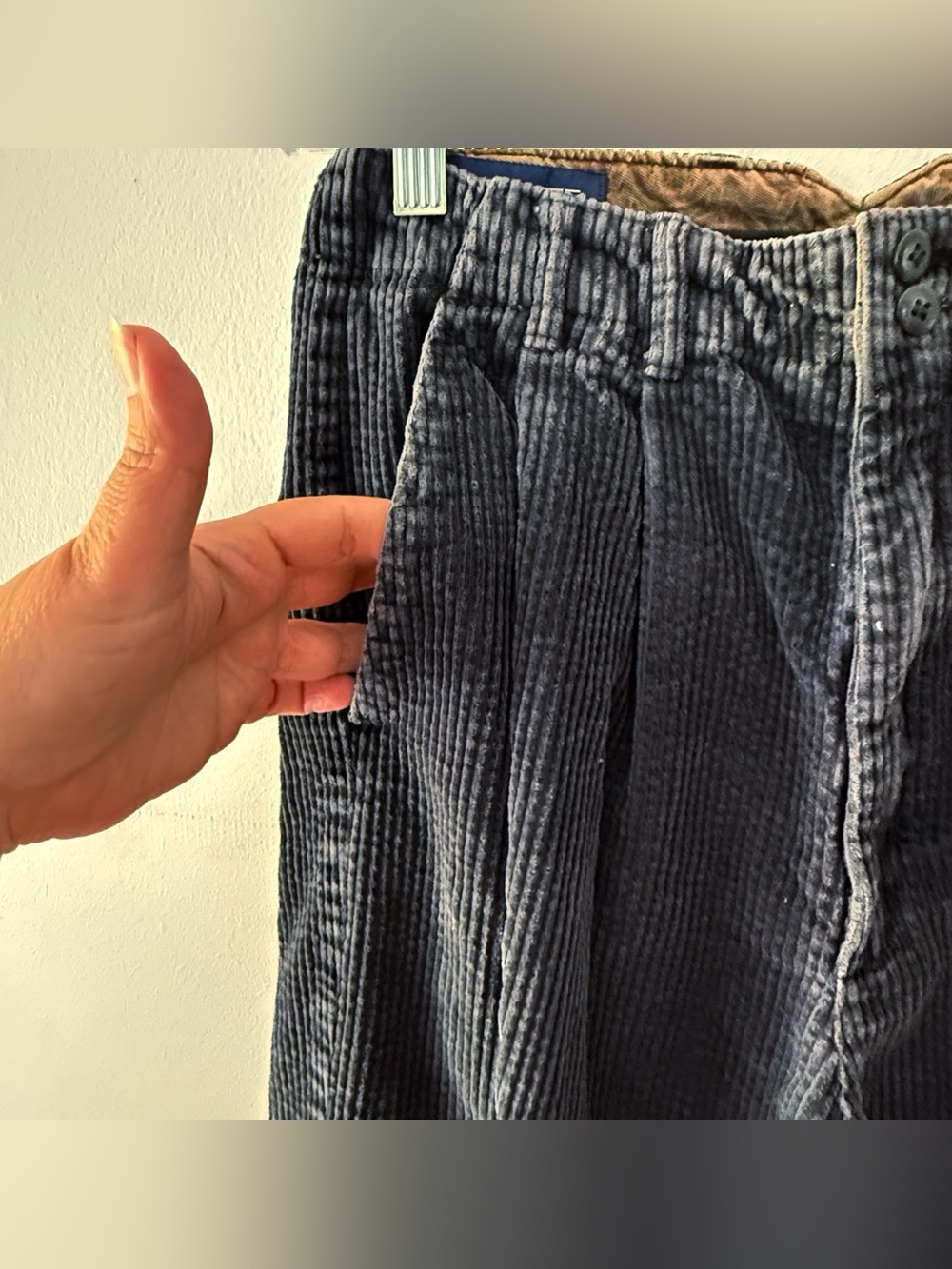 Vintage Women 100% Cotton High Rise Pleated Corduroy Pants Size 10 Dark Academia - Picture 3 of 7